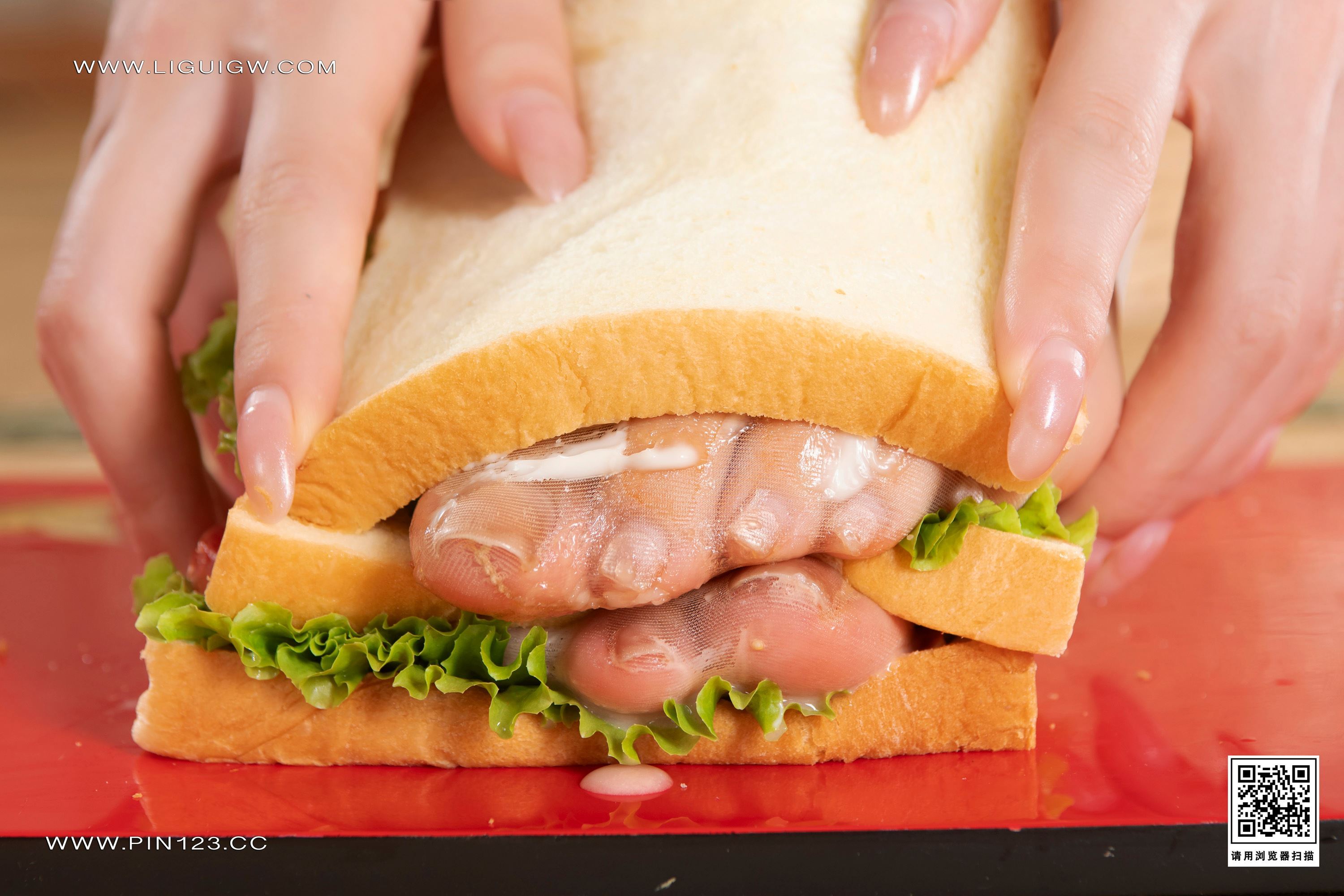 Ligui丽柜  2024.08.05 香足三明治 甜甜